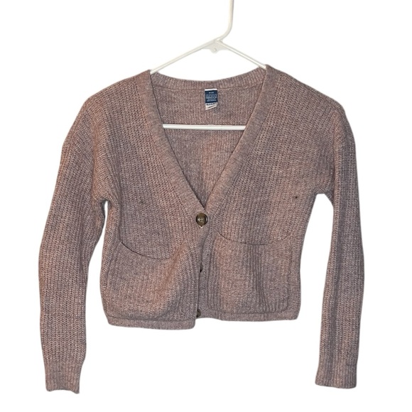 Old Navy Dusty Pink Cropped Cardigan Sweater with V-neck and Long Sleeves - Picture 1 of 3